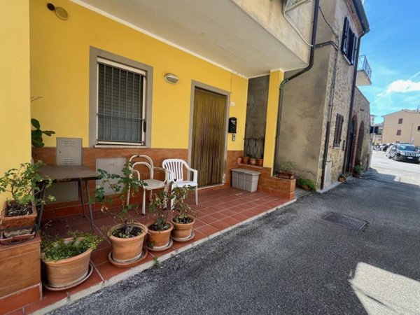 appartamento in vendita a Cortona in zona Camucia
