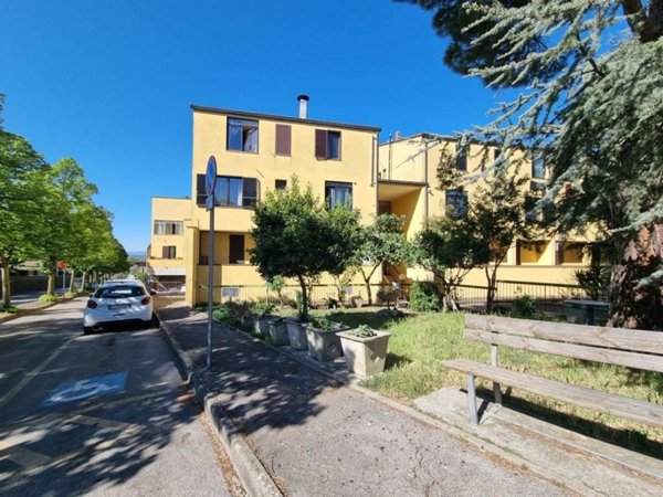 appartamento in vendita a Cortona in zona Camucia