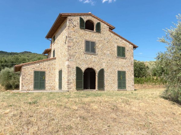 casa indipendente in vendita a Cortona in zona Casale