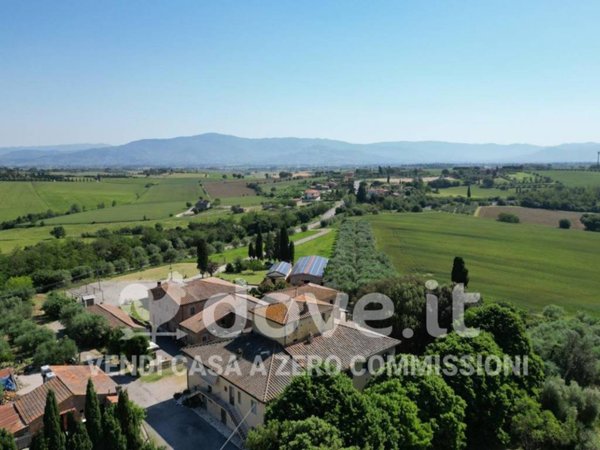 casa indipendente in vendita a Cortona in zona Casale