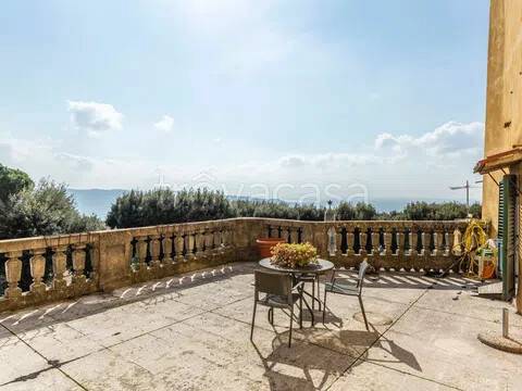 appartamento in vendita a Cortona
