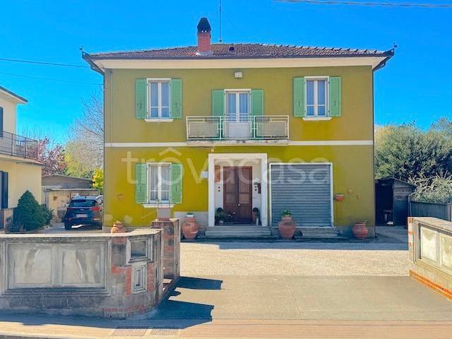 casa indipendente in vendita a Cortona in zona Fratta