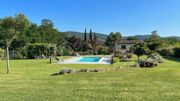 casa indipendente in vendita a Cortona in zona Casale