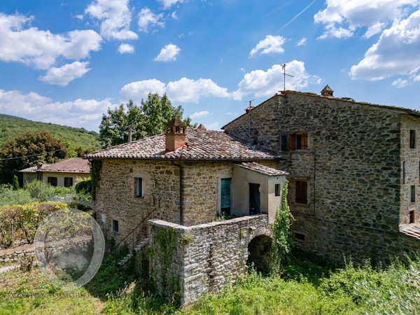 casale in vendita a Cortona in zona Casale