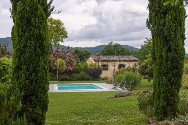 casa indipendente in vendita a Cortona in zona Pergo