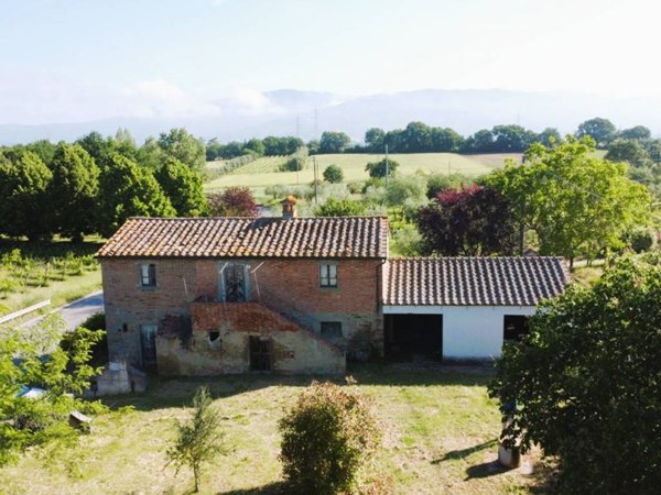 casa indipendente in vendita a Cortona in zona Casale