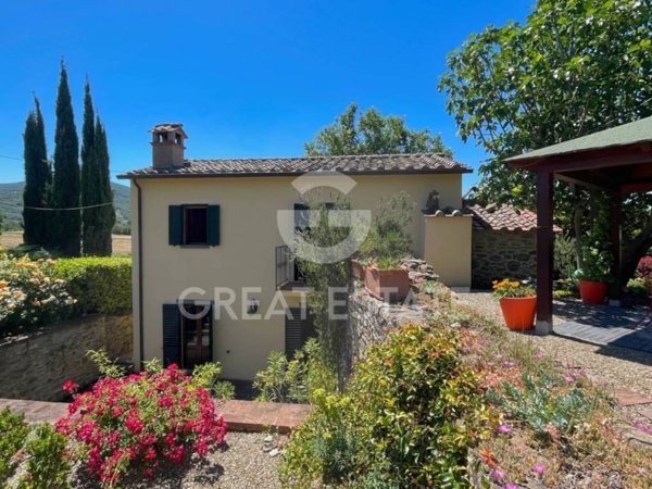 casa indipendente in vendita a Cortona in zona Casale