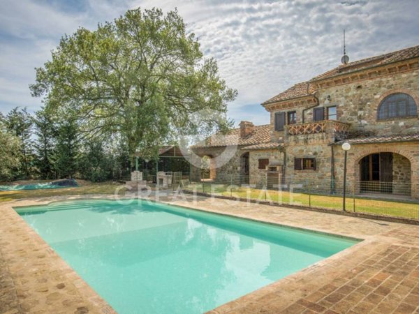 casa indipendente in vendita a Cortona in zona Casale