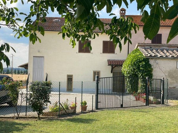 casa indipendente in vendita a Cortona in zona Chianacce