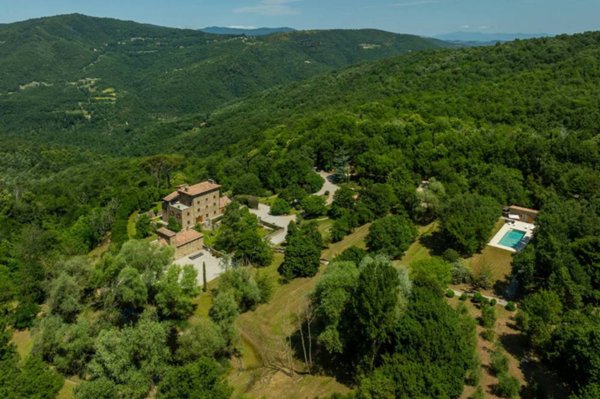 villa in vendita a Cortona