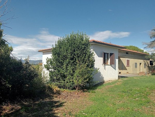 casale in vendita a Cortona in zona San Lorenzo