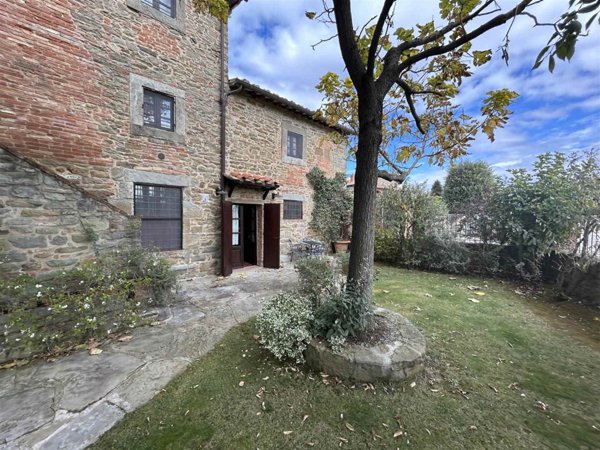 appartamento in vendita a Cortona in zona Ossaia