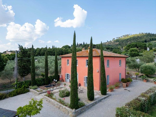 casa indipendente in vendita a Cortona in zona Riccio