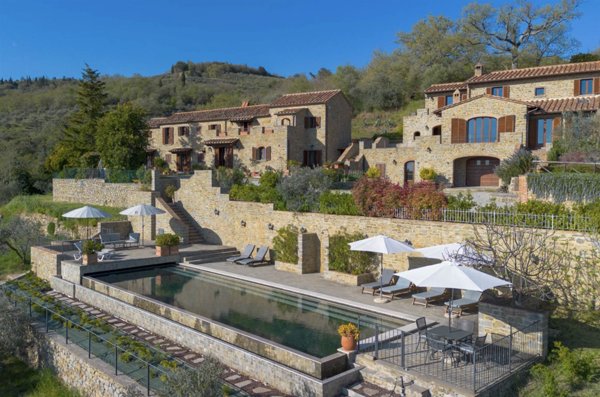 casa indipendente in vendita a Cortona in zona Cegliolo