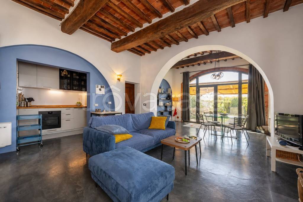 appartamento in vendita a Cortona in zona Casale