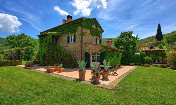 casale in vendita a Cortona