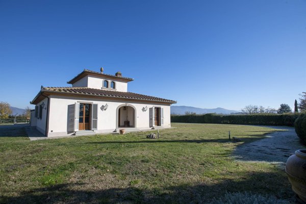 casa indipendente in vendita a Cortona in zona Casale