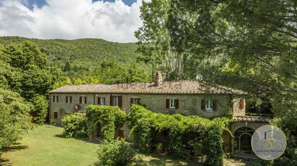 casa indipendente in vendita a Cortona in zona Sodo