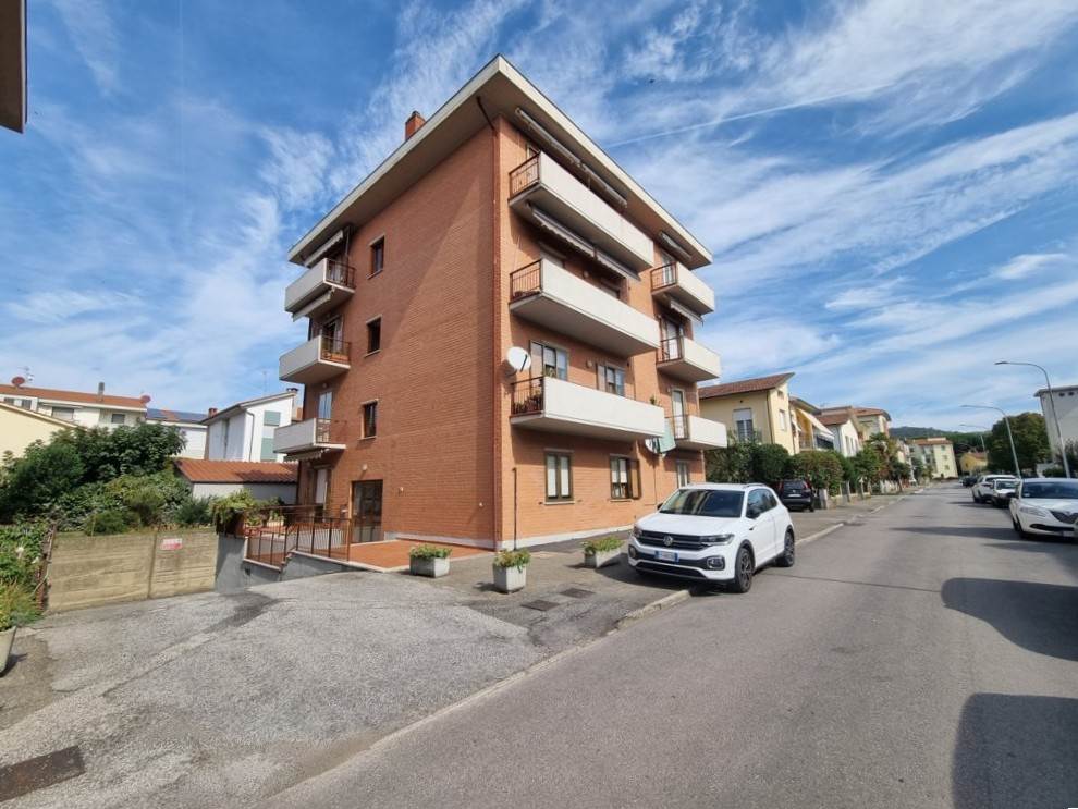 appartamento in vendita a Cortona in zona Terontola