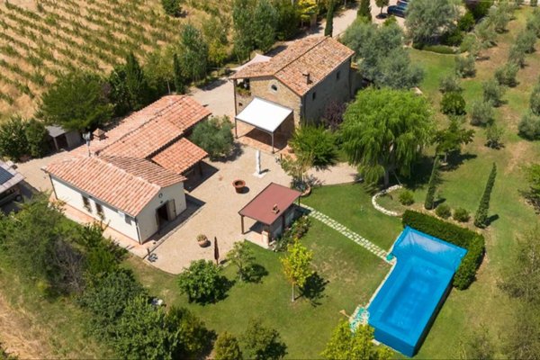 casa indipendente in vendita a Cortona in zona Sodo