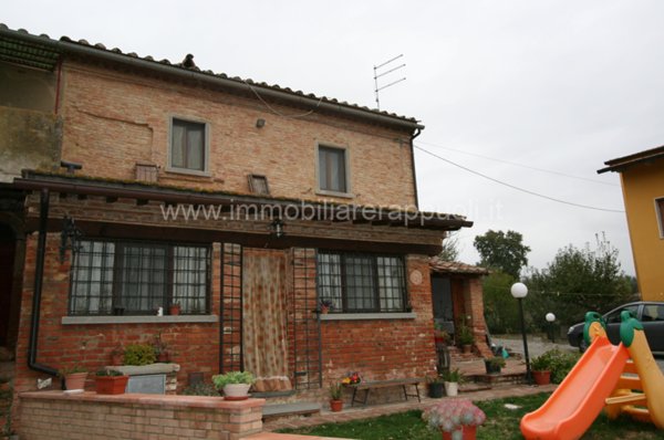 casa indipendente in vendita a Foiano della Chiana