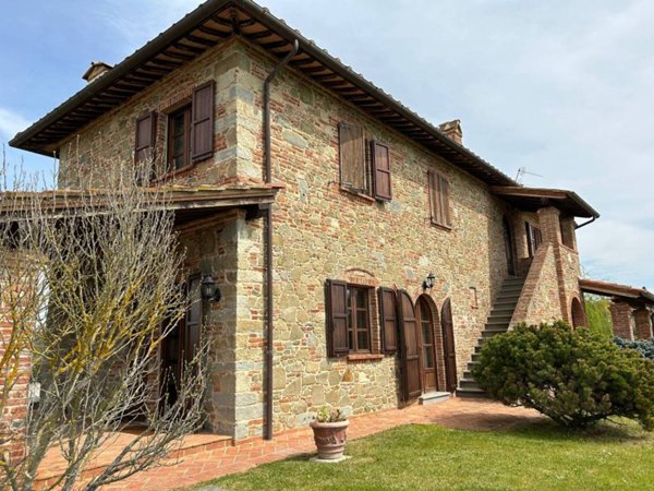 casa indipendente in vendita a Foiano della Chiana