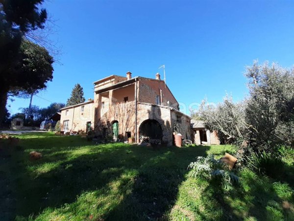 casa indipendente in vendita a Foiano della Chiana