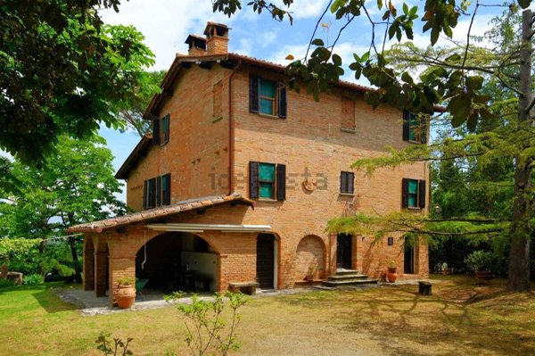casa indipendente in vendita a Foiano della Chiana in zona Pozzo della Chiana