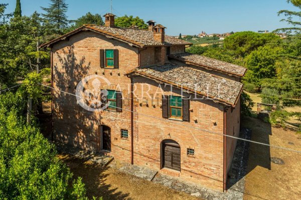 casale in vendita a Foiano della Chiana