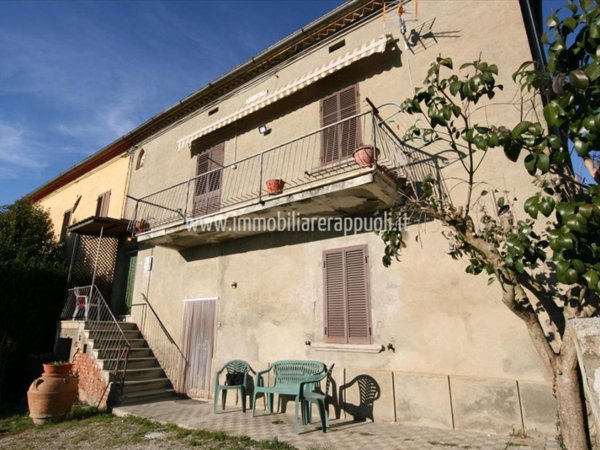 casa indipendente in vendita a Foiano della Chiana