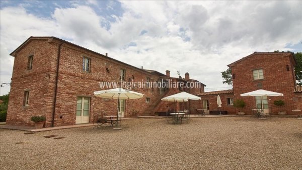 casale in vendita a Foiano della Chiana