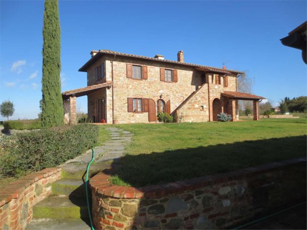 casa indipendente in vendita a Foiano della Chiana