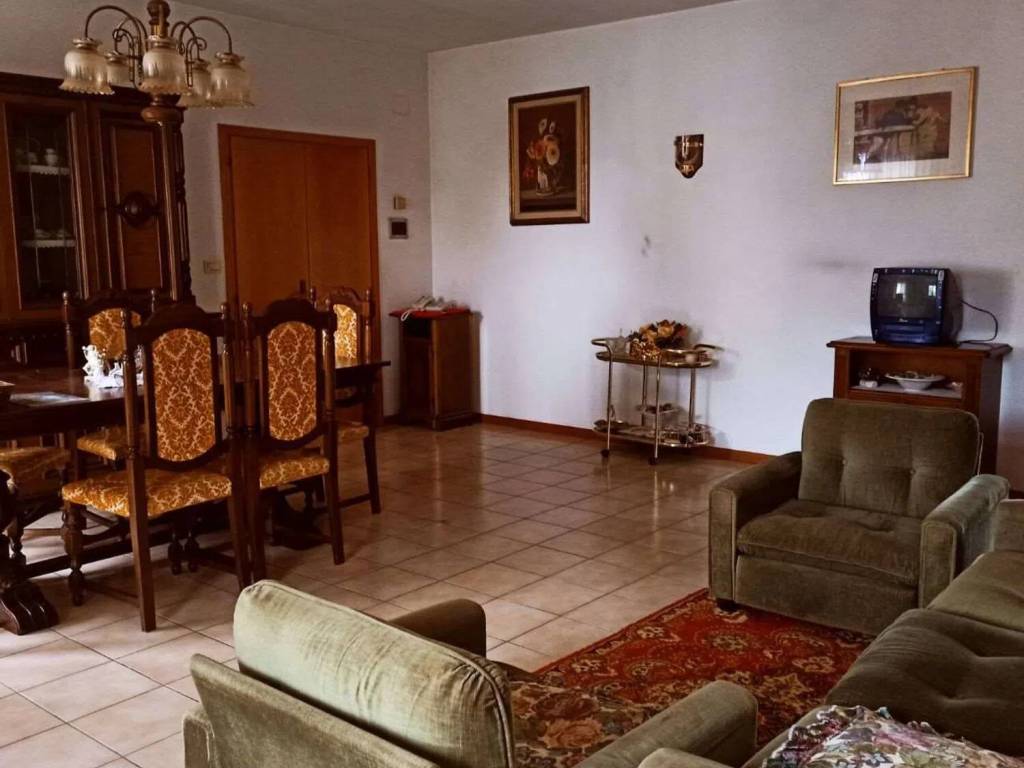 casa indipendente in vendita a Foiano della Chiana