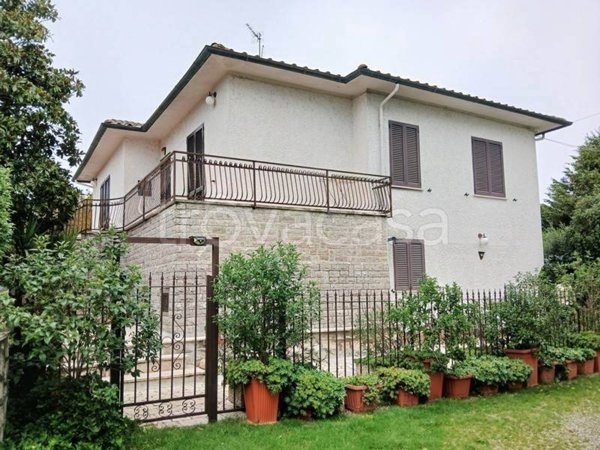 casa indipendente in vendita a Foiano della Chiana