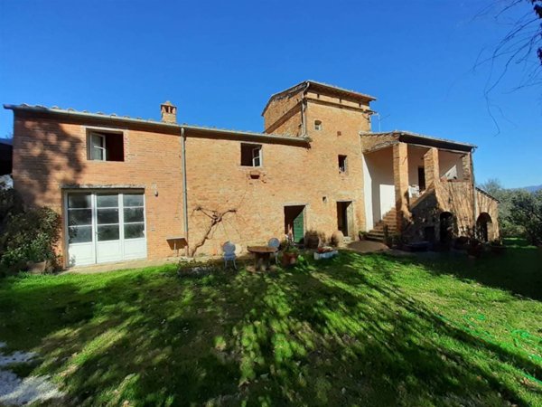 casa indipendente in vendita a Foiano della Chiana