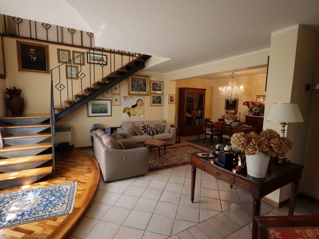 casa indipendente in vendita a Foiano della Chiana