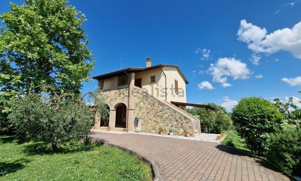 appartamento in vendita a Foiano della Chiana