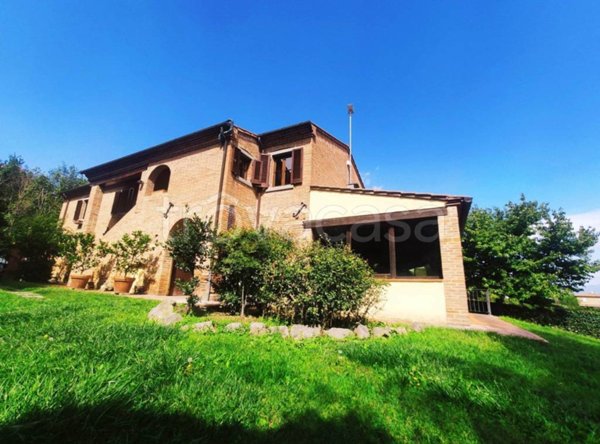 casa indipendente in vendita a Foiano della Chiana