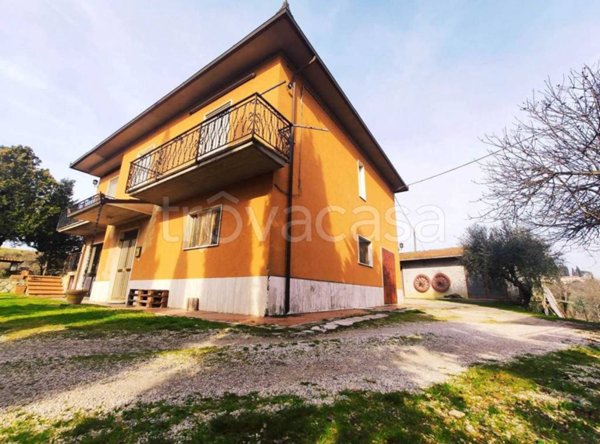 casa indipendente in vendita a Foiano della Chiana