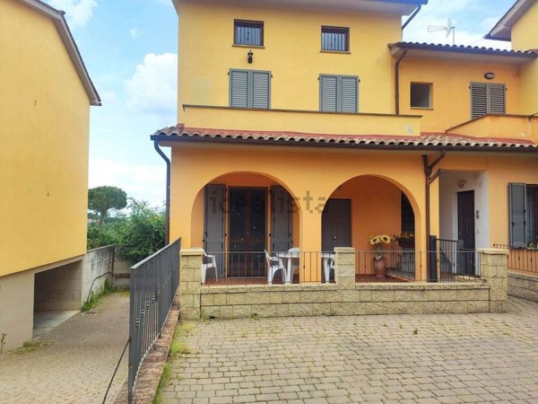 appartamento in vendita a Foiano della Chiana