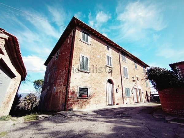 casa indipendente in vendita a Foiano della Chiana