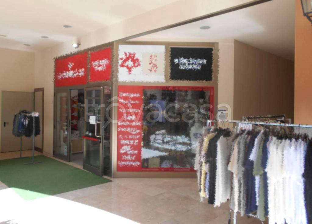 locale commerciale in vendita a Foiano della Chiana