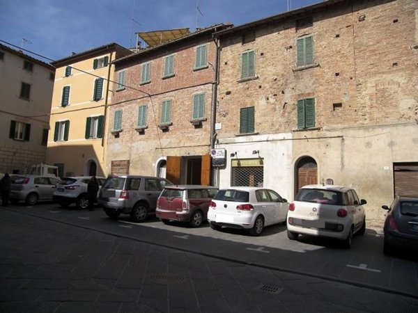 locale commerciale in vendita a Foiano della Chiana