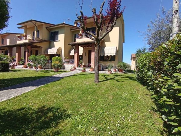 casa indipendente in vendita a Foiano della Chiana
