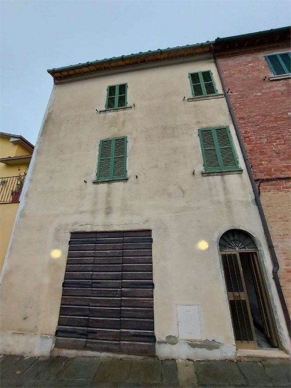pentavano in vendita a Foiano della Chiana
