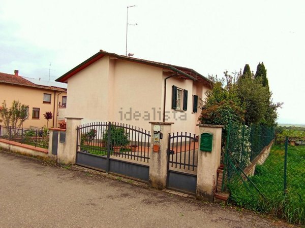 casa indipendente in vendita a Foiano della Chiana