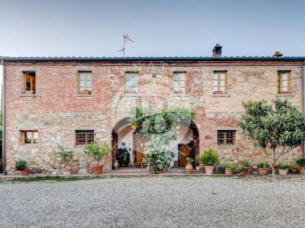 casa indipendente in vendita a Foiano della Chiana