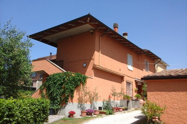 casa indipendente in vendita a Foiano della Chiana