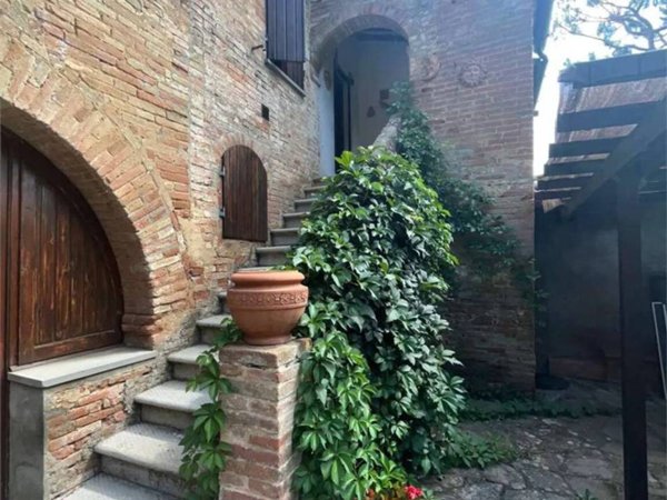 appartamento in vendita a Foiano della Chiana