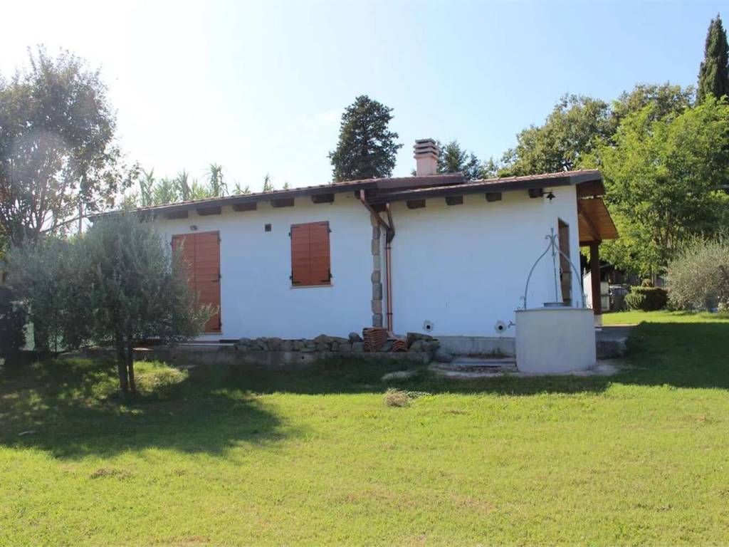 casa indipendente in vendita a Foiano della Chiana in zona Pozzo della Chiana